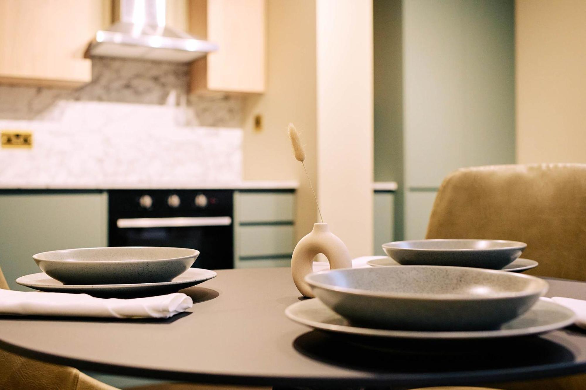 Nest Serviced Apartments Bedford Eksteriør bilde